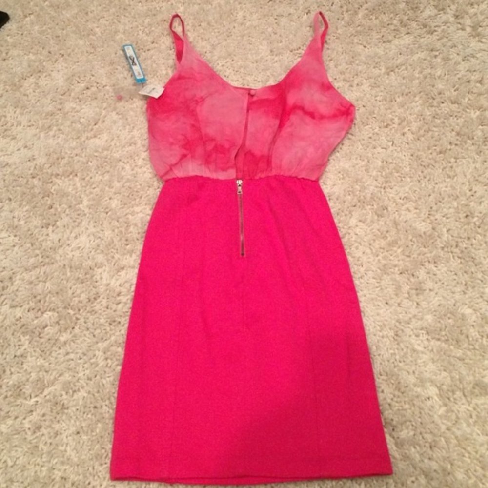 Alice & Olivia - Magenta Summer Dress - Size 0